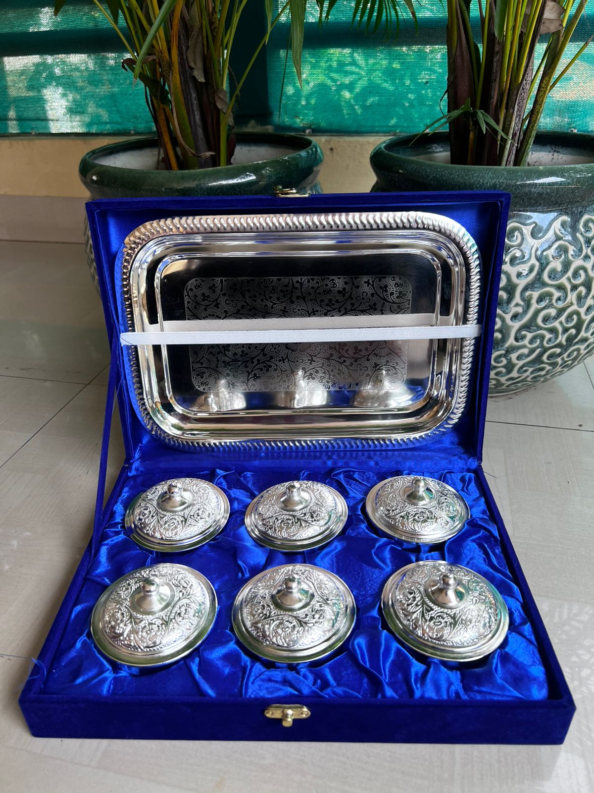 german silver 6 bowls with lid and tray set in gift box for diwali gifting